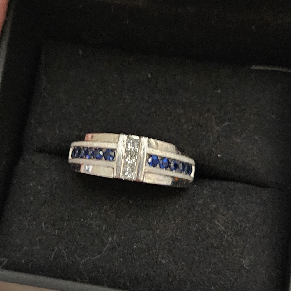 Men's 10k WG Blue Sapphire and Diamond Ring, Size 8.5.  Weight:  6 grams